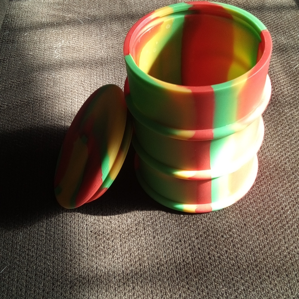 Silicone container